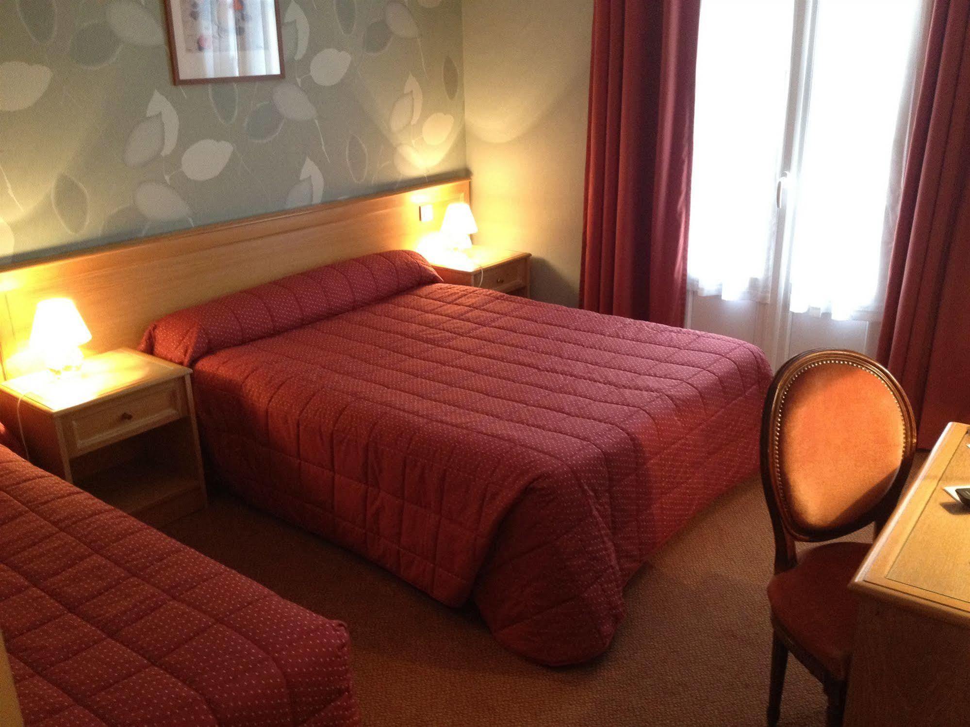 פריז Hotel Boileau מראה חיצוני תמונה